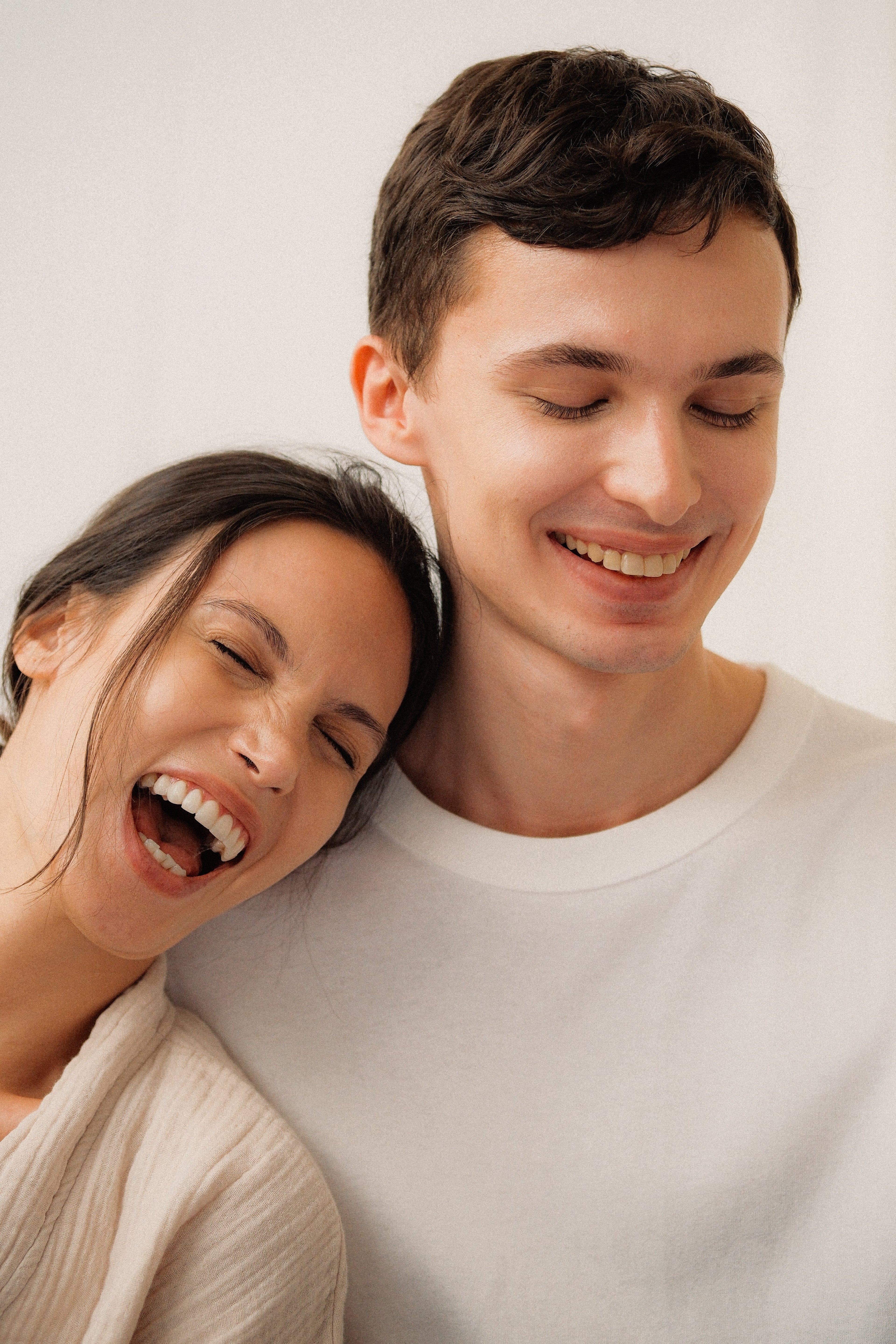 The Psychology of Radiance: Why Feeling Good Shows on the Outside
